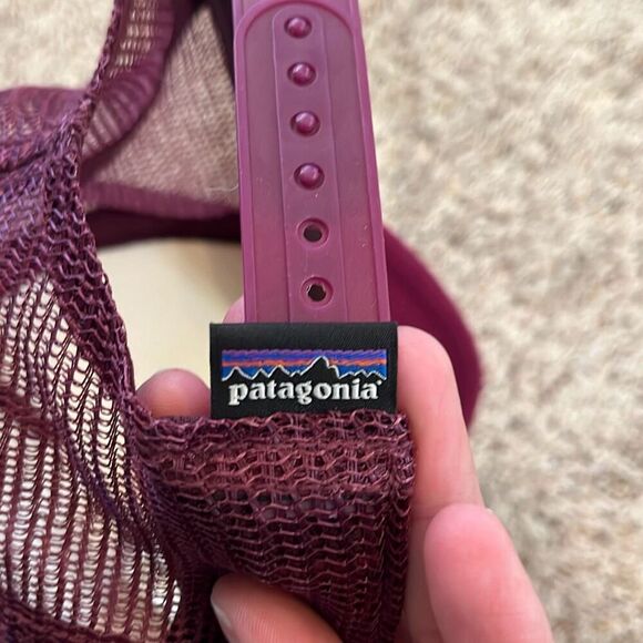 Patagonia Femme Fitz Roy Trucker Hat Red Wine Tie Dye Snapback Mesh Cap - Picture 6 of 8